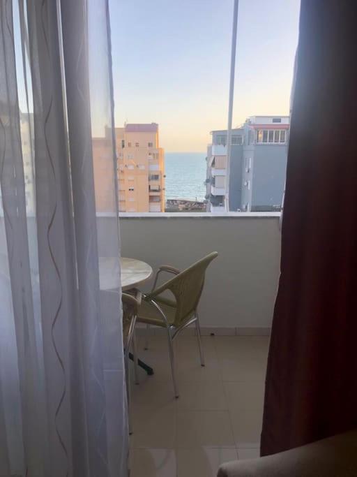 Cozy 1-Bedroom Flat, Beachside Durres Ngoại thất bức ảnh
